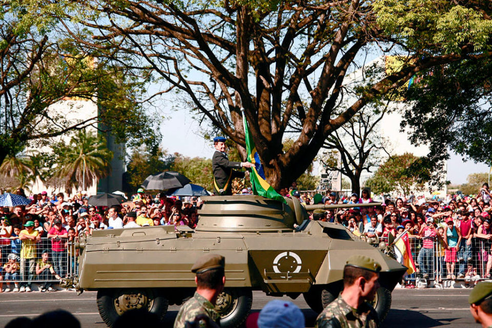 Como assistir o desfile de 7 de setembro em Brasilia