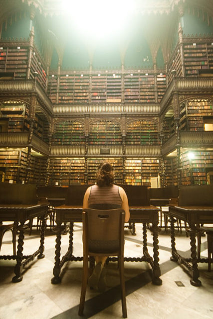 Principais atrativos do Rio de Janeiro Real Gabinete Português de Leitura: uma das bibliotecas mais bonitas do mundo