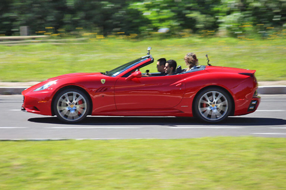 De Ferrari em Gramado - Super Carros