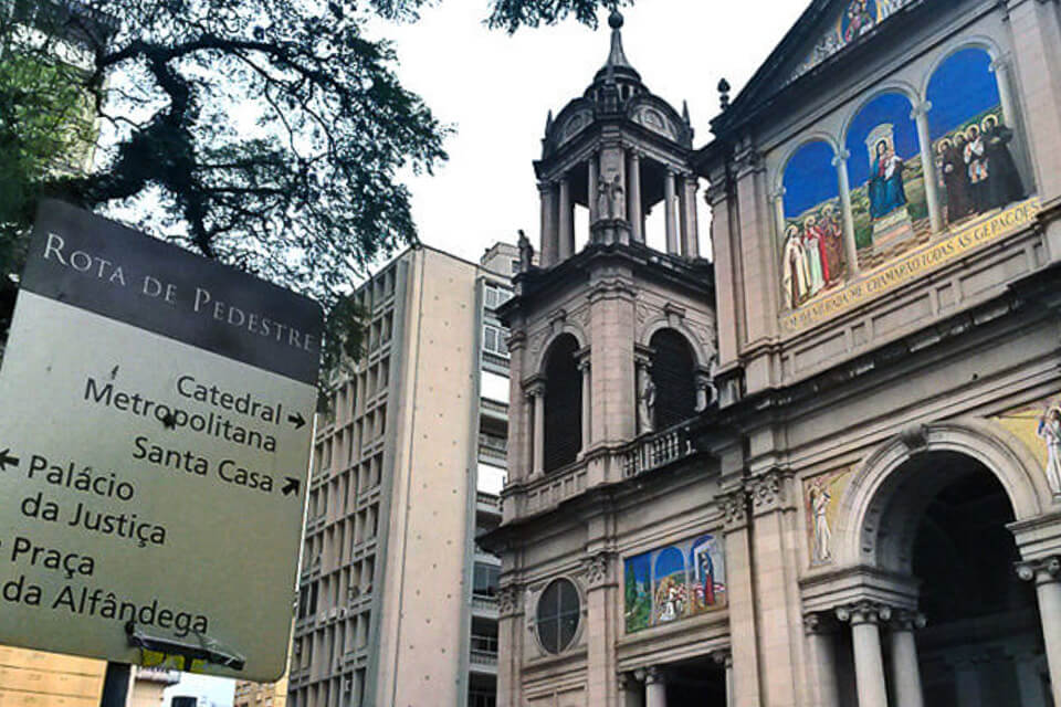 Centro Histórico de Porto Alegre a pé - Catedral Metropolitana