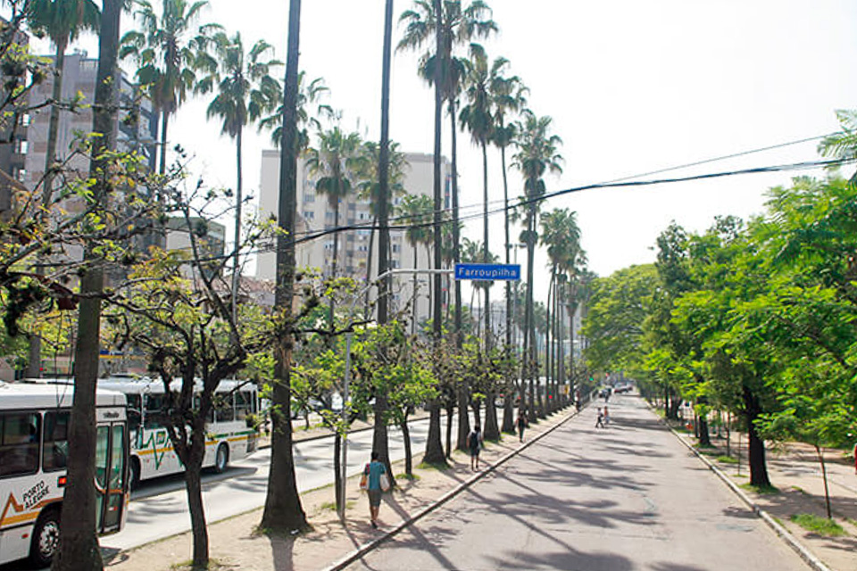 principais pontos turísticos com o City tour de Porto Alegre com a Linha Turismo