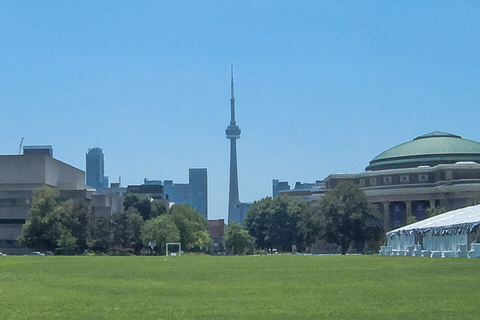 CN Tower vista da Universidade de Toronto