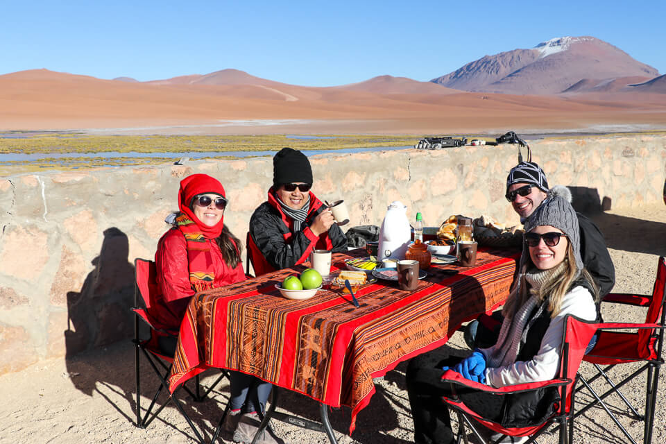 Café da manhã Araya Atacama passeio salar de tara deserto do atacama