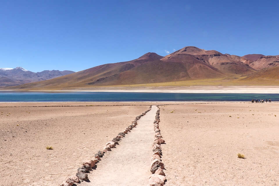 Laguna Miscanti nas Lagunas Altiplânicas do Atacama